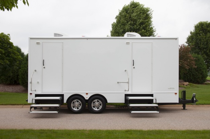 Discover the benefits of using a Gainesville portable bathroom.