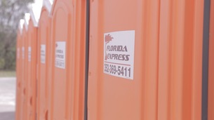 Portable Restrooms for Commercial Job Sites